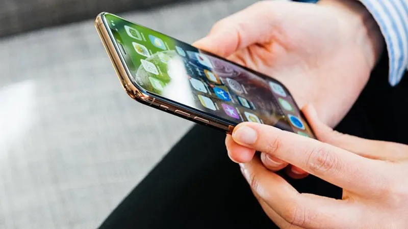 3 cách để làm cho iPhone XS Max của bạn dễ đọc hơn