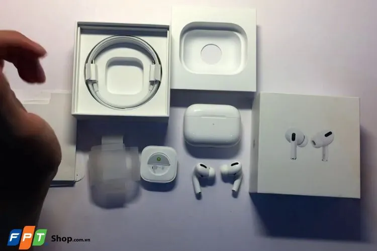 9 cách nhận biết AirPods chính hãng siêu đơn giản và chính xác