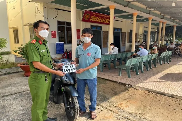 Bật mí bạn cách đăng ký cấp biển số xe ngay trên ứng dụng Zalo mà ít ai biết