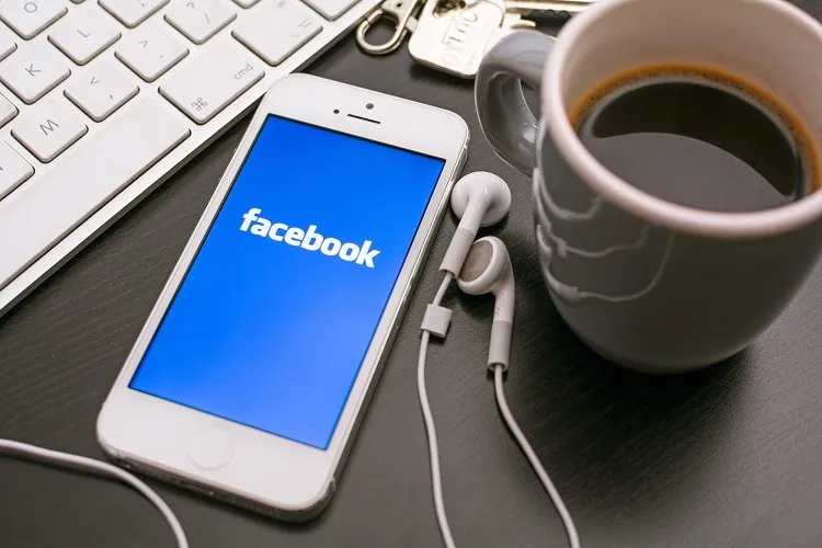 Cách để thêm nhạc vào story trên Facebook