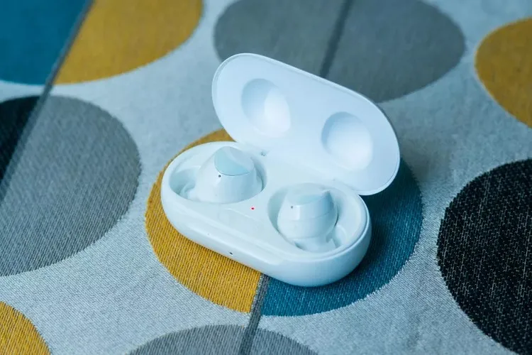 Cách ghép cặp Samsung Galaxy Buds+ với máy tính và smartwatch