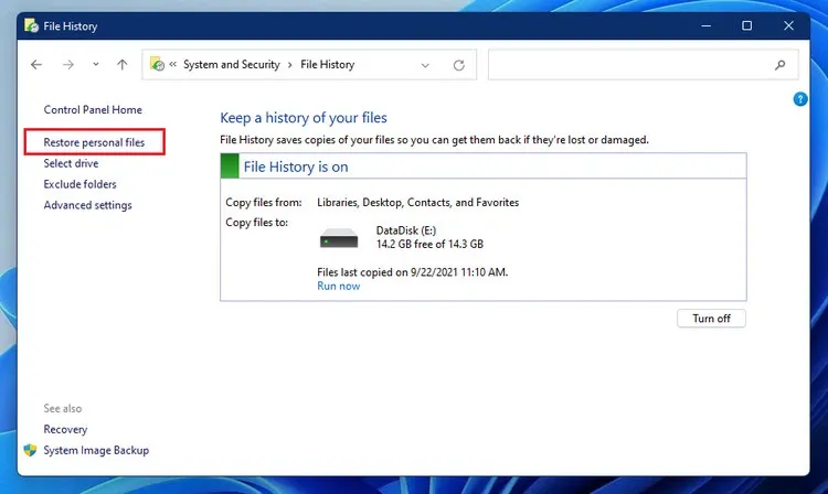 Cách khôi phục tệp từ File History trên Windows 11