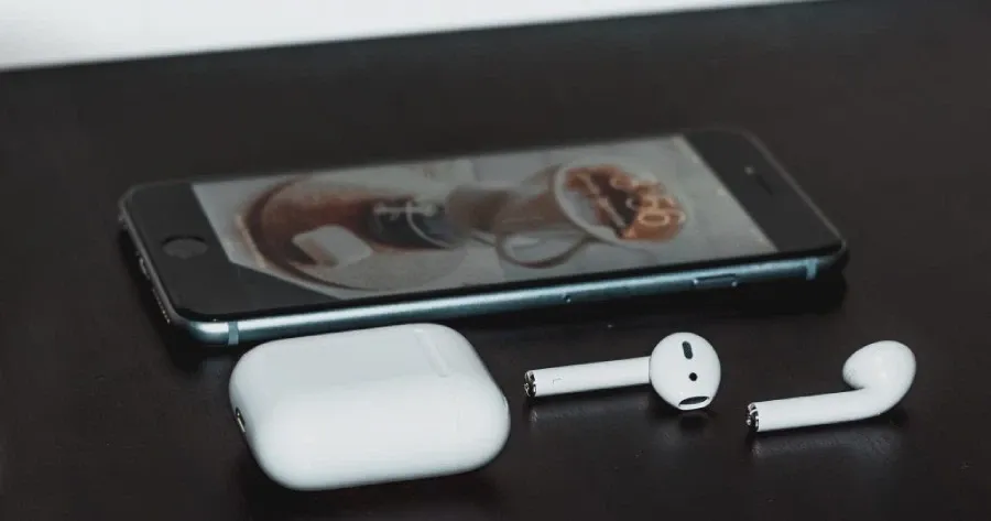 Cách reset AirPods đơn giản mới nhất 2023