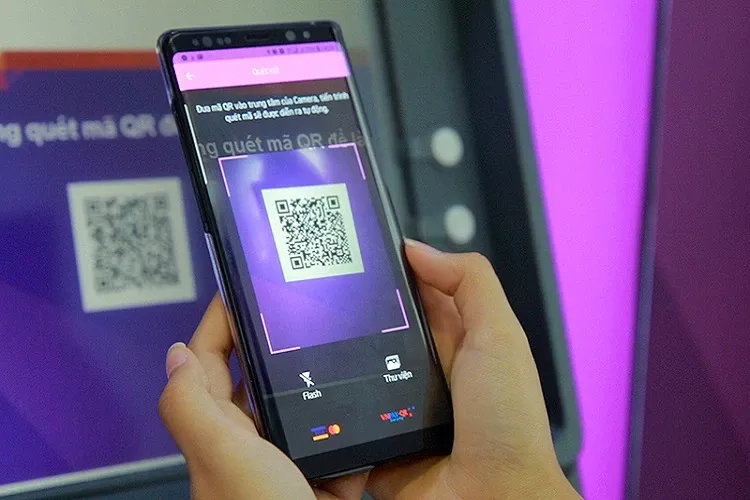 Cách rút tiền ATM bằng mã qr nhanh chóng nhất