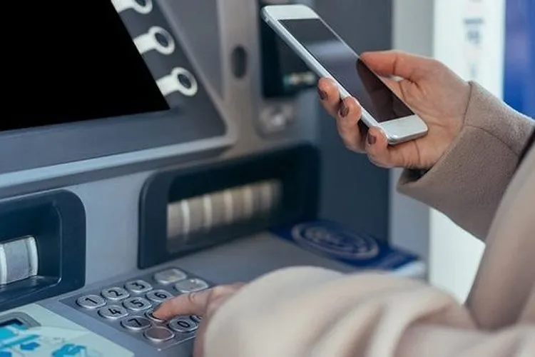 Cách rút tiền ATM không cần thẻ đơn giản, nhanh chóng nhất