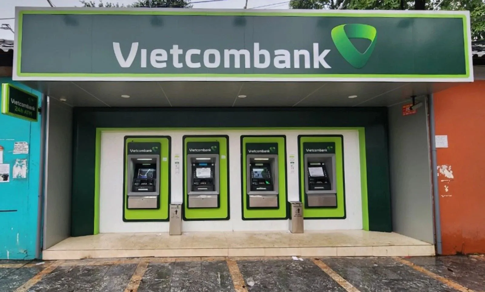 Cách rút tiền ATM Vietcombank siêu nhanh và đơn giản dành cho người mới sử dụng