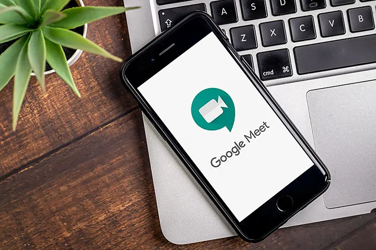 Cách thay đổi bố cục Google Meet trên điện thoại