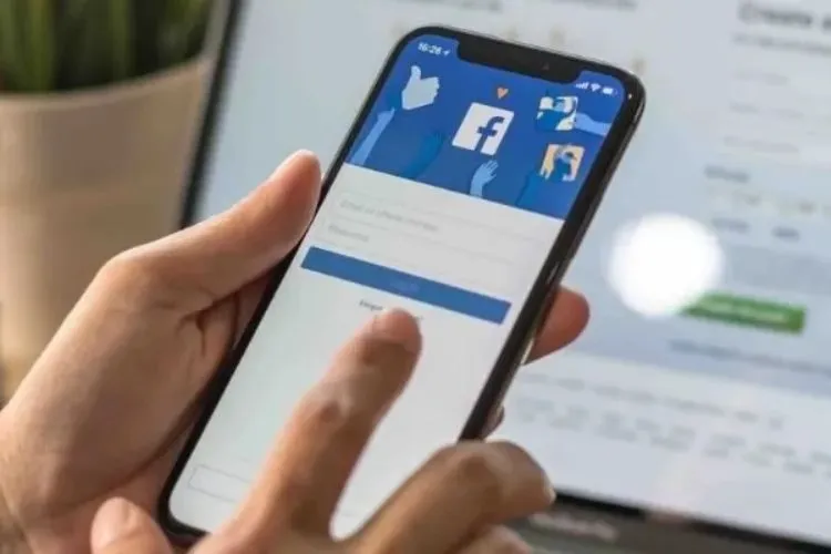 Cách thêm tài khoản Facebook và chuyển đổi tài khoản trên phiên bản ứng dụng năm 2024 