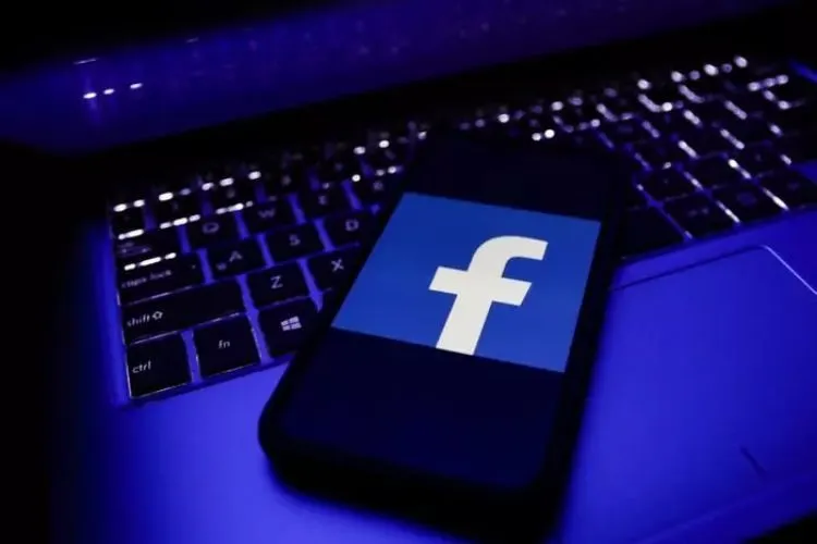 Chấm dứt tình trạng Facebook lag: Cách để truy cập vào Facebook mượt mà trên điện thoại và máy tính