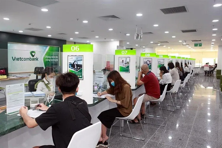 Chi tiết 6 cách khóa thẻ Vietcombank tạm thời khi không sử dụng hoặc mất thẻ