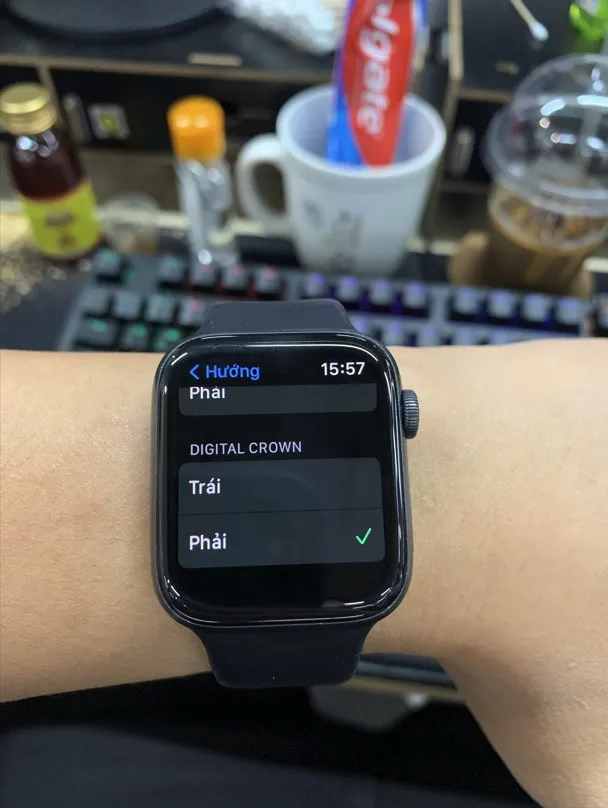 Chỉ với vài thao tác đơn giản, bạn có thể đảo ngược vị trí của Apple Watch