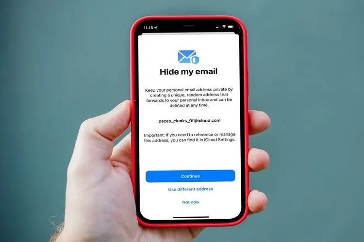 Chia sẻ bạn cách ẩn địa chỉ email cho tài khoản Apple ID trên iPhone khi sử dụng ở những trang web bên thứ ba