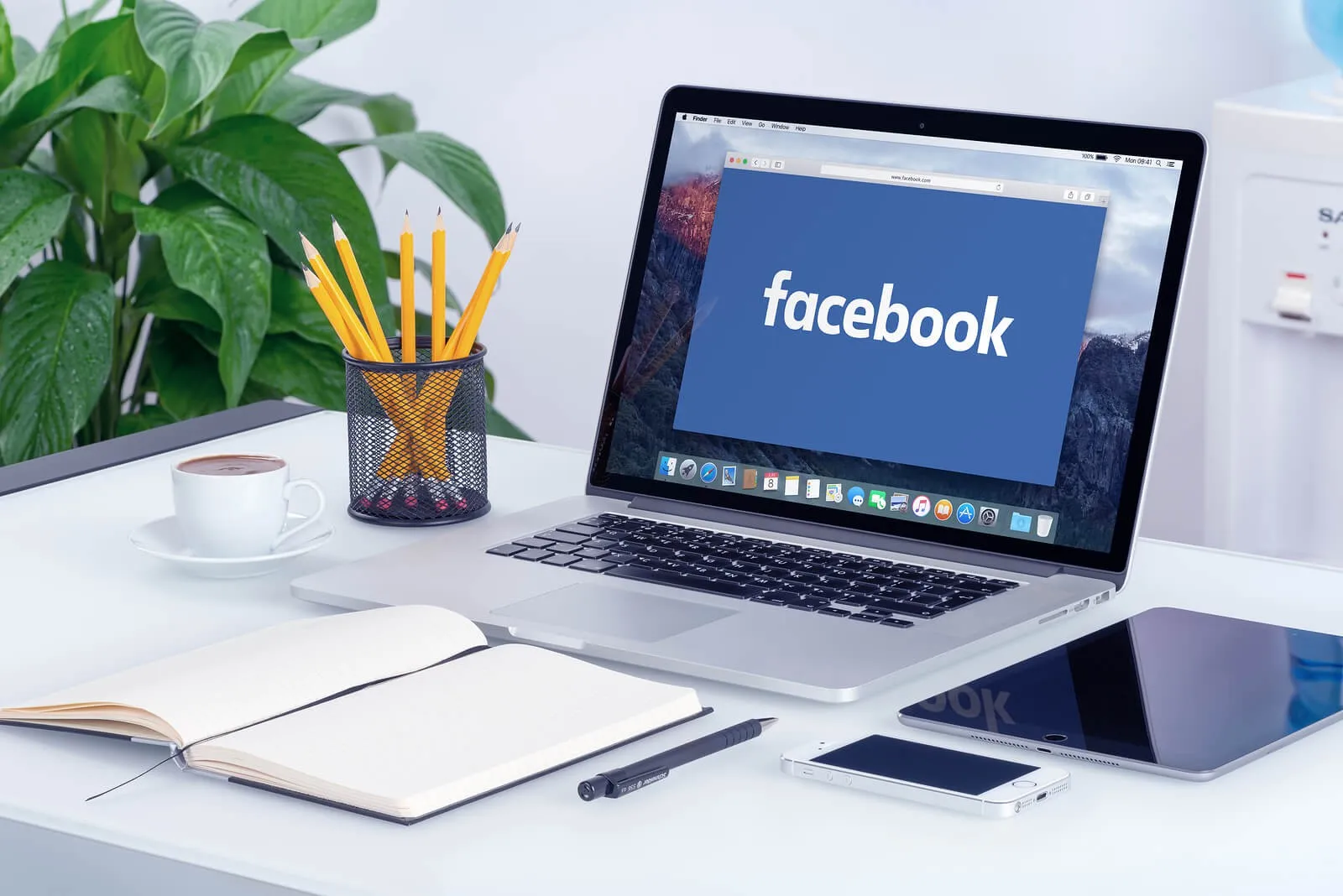 Dùng Facebook bao năm nay, bạn có biết tới những phím tắt thú vị này không?