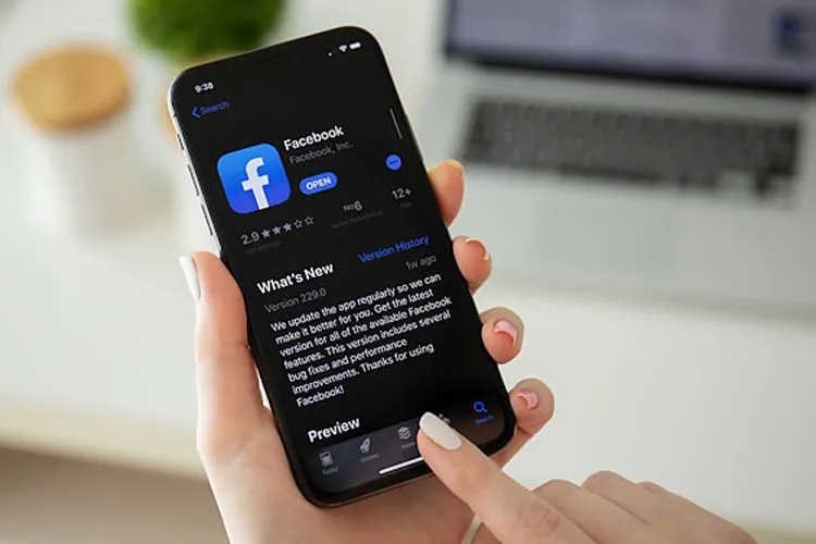 Hướng dẫn bật Dark Mode trên Facebook nhanh chóng