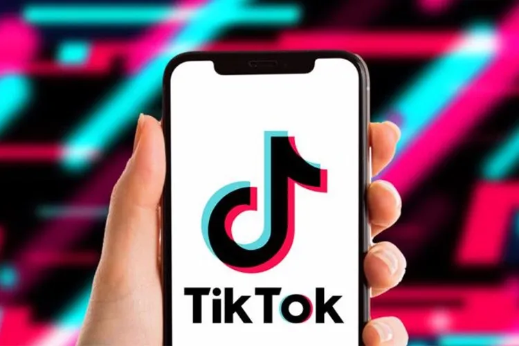 Hướng dẫn chi tiết cách đổi tên TikTok siêu dễ làm trên điện thoại và máy tính