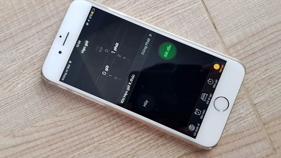 Hướng dẫn sử dụng đồng hồ bấm giờ và hẹn giờ trên iPhone