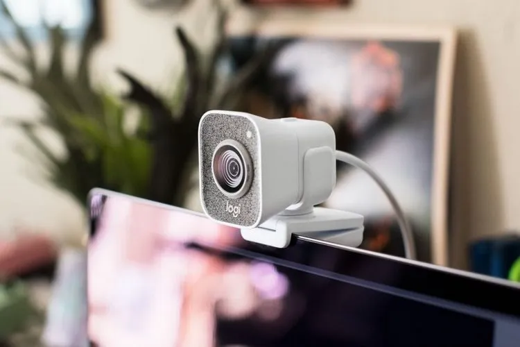 Hướng dẫn sửa lỗi không mở được camera trong Windows 10