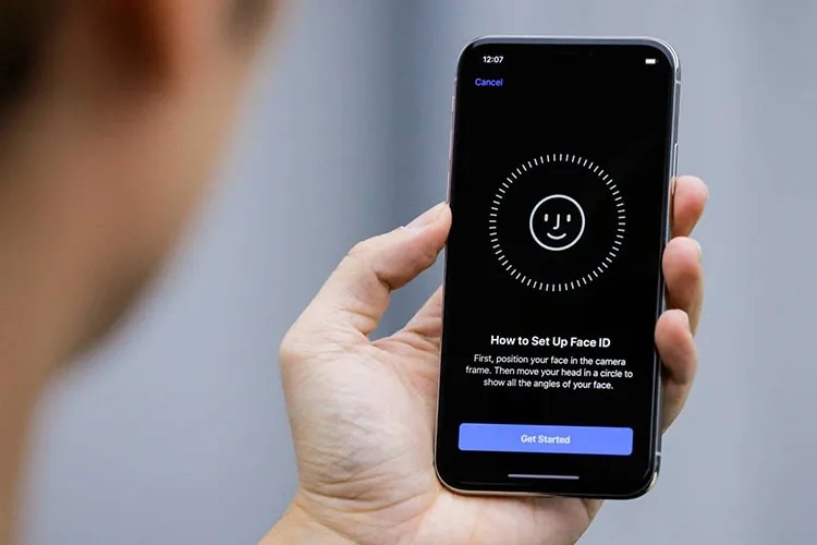 iPhone: Mở khóa Face ID khi đeo kính mát