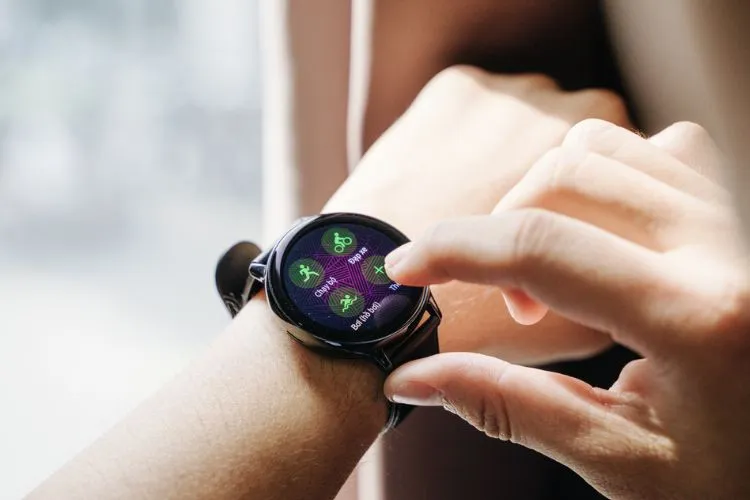 Kết nối Xiaomi Wear với Mi Watch giúp người dùng theo dõi sức khỏe