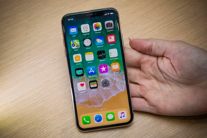 Làm gì khi iPhone X bị treo, các phím bấm không phản hồi?