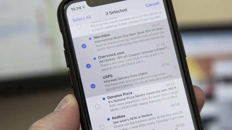 Làm thế nào để tắt thông báo các chủ đề email gây phiền nhiễu trong iOS 13