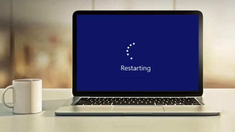 Laptop bị treo Restarting: Nguyên nhân và 4 cách khắc phục nhanh chóng, hiệu quả