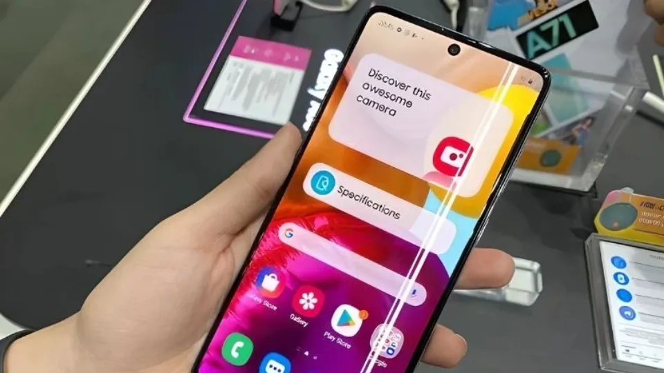 Lý do màn hình điện thoại Samsung bị kẻ sọc là gì? Cách khắc phục và xử lý tình trạng này