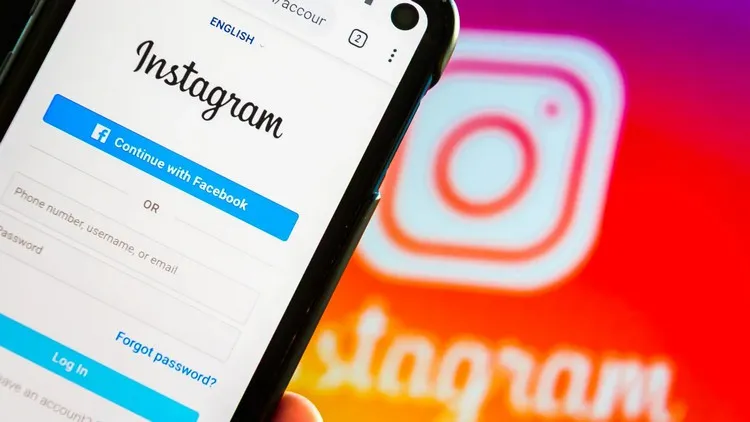 Mách bạn cách hợp nhất hai tài khoản Instagram