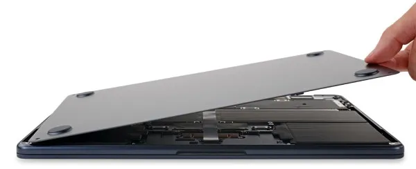 Màn hình MacBook bị sọc là hiện tượng gì? Nguyên nhân và cách khắc phục đơn giản dành cho bạn