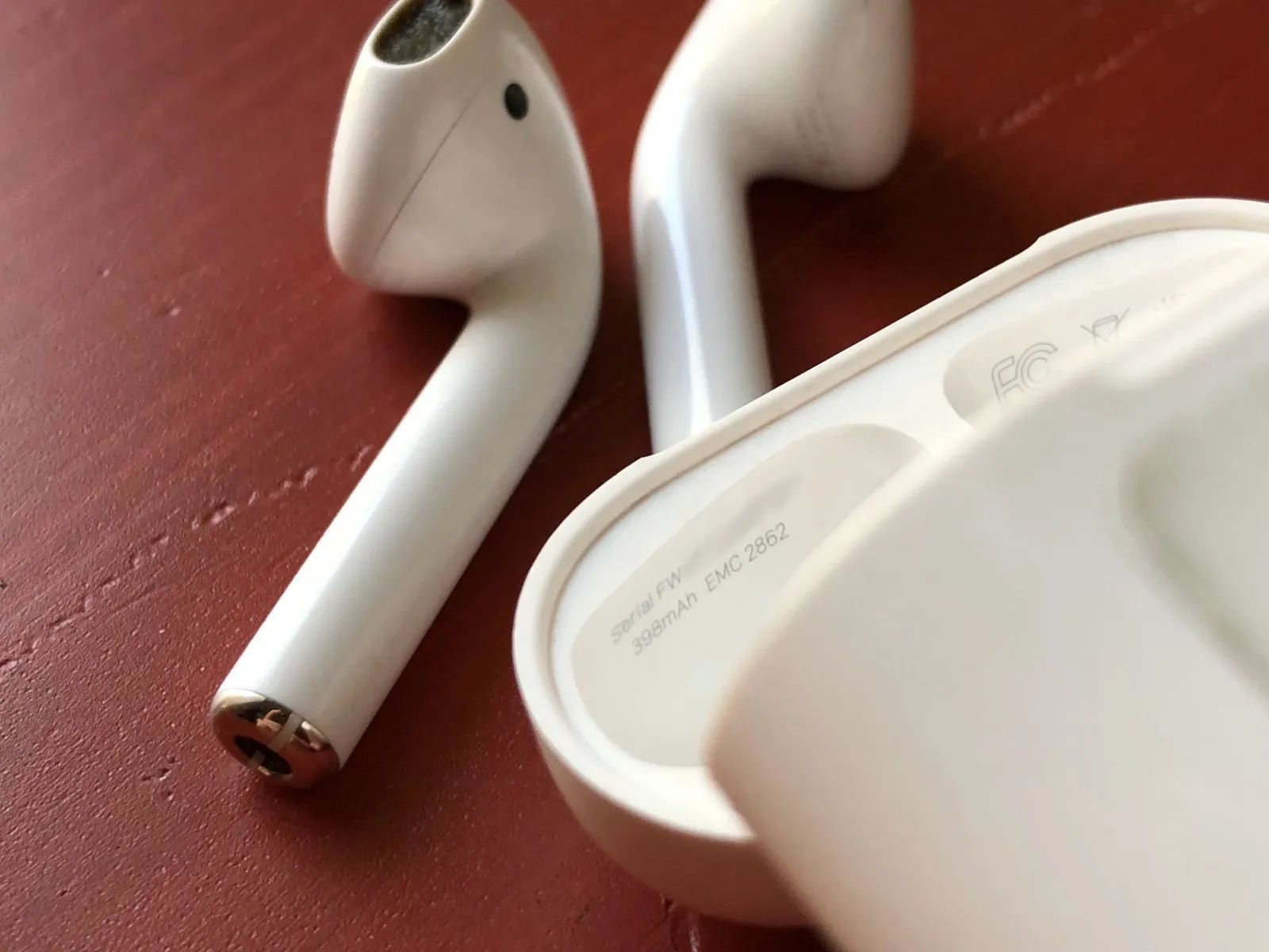 Tại sao số serial của AirPods lại quan trọng và cách tìm ra chúng