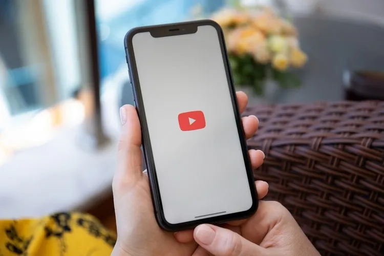 Thêm cách nghe nhạc Youtube ở chế độ chạy nền trên iPhone