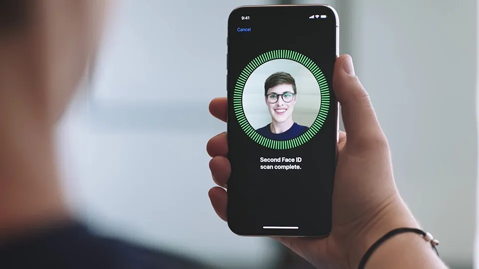 Thủ thuật tăng tốc độ mở khóa Face ID cho iPhone X