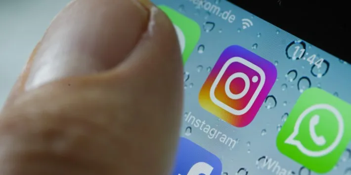 Tính năng lưu bài đăng trên Instagram giống Facebook