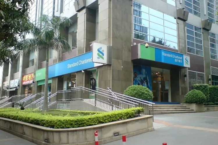 Tổng đài Standard Chartered số bao nhiêu? Hotline các chi nhánh ngân hàng Standard Chartered