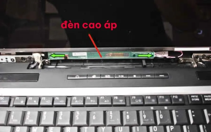 Vì sao màn hình laptop bị nhòe? Gợi ý 8 cách khắc phục nhanh chóng, hiệu quả