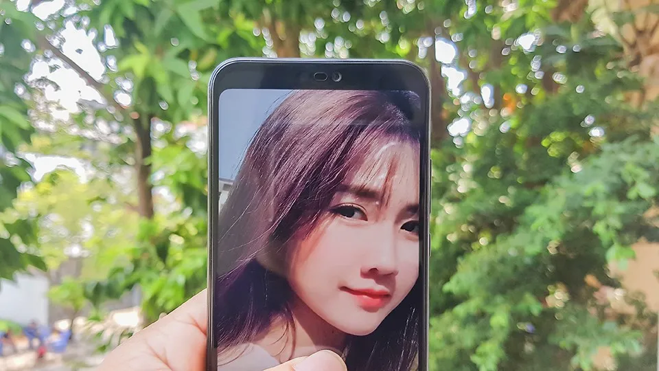 Với Huawei Nova 3e, không thích tai thỏ bạn có thể tắt đi một cách dễ dàng